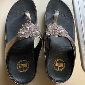 Size 7 Fit flop sandals-excellent condition